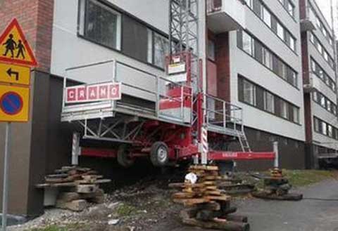 Crane on Blocks